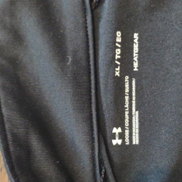 Women's Under Armour zip front long sleeve athletic top - Picture 4 of 4